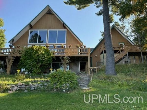 7753 Evergreen Drive, Au Train Twp, MI 49862
