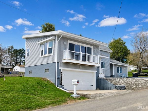 526 E Bundy Street, Ironwood, MI 49938
