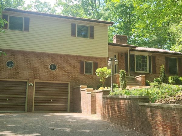 902 White Oak DR , Covington, VA 24426