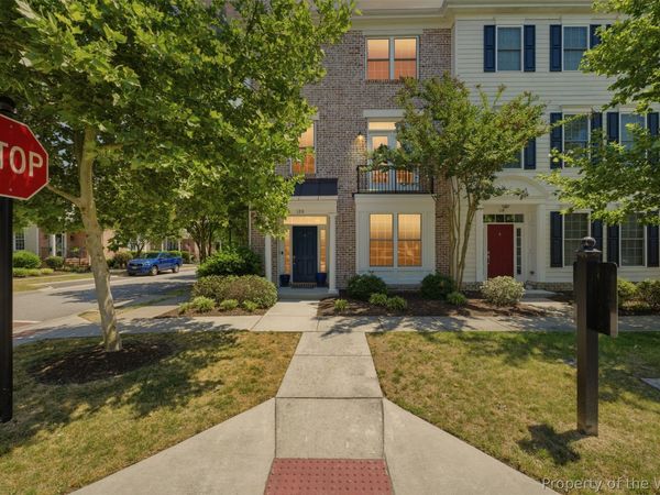120 Peyton Randolph Drive, Yorktown, VA 23692