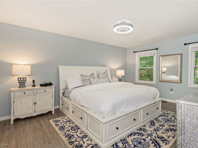 8290 Pine Creek Court, Chagrin Falls, OH 44023 Photo 18