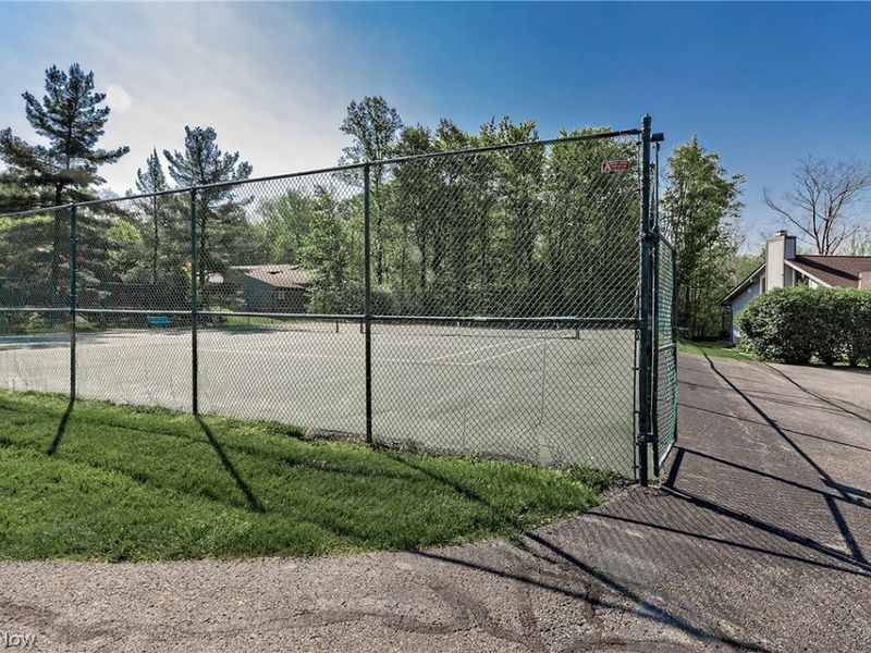 8290 Pine Creek Court, Chagrin Falls, OH 44023 Photo 38
