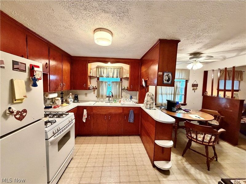 180 Winchester Avenue, Youngstown, OH 44509 Photo 12
