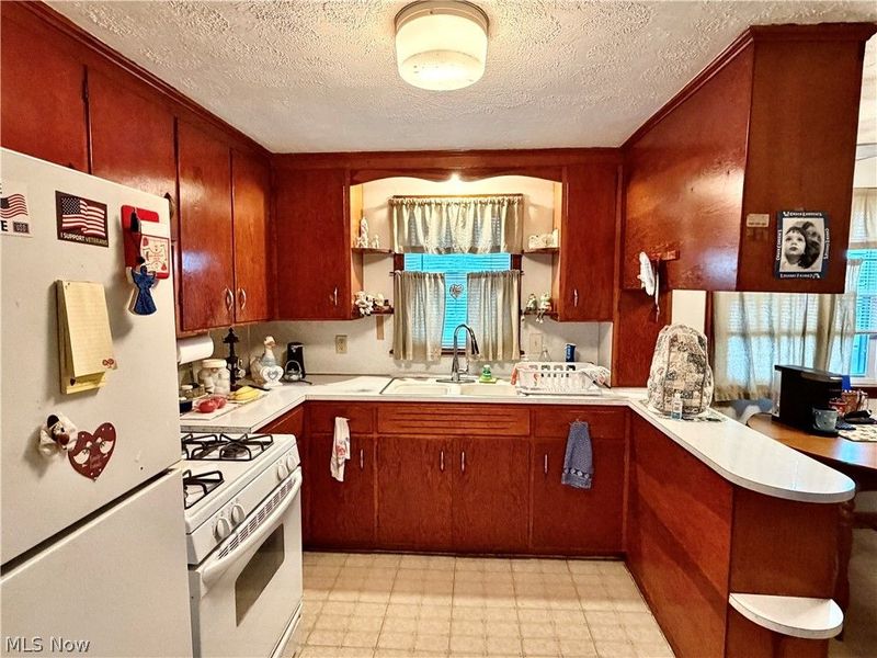 180 Winchester Avenue, Youngstown, OH 44509 Photo 13