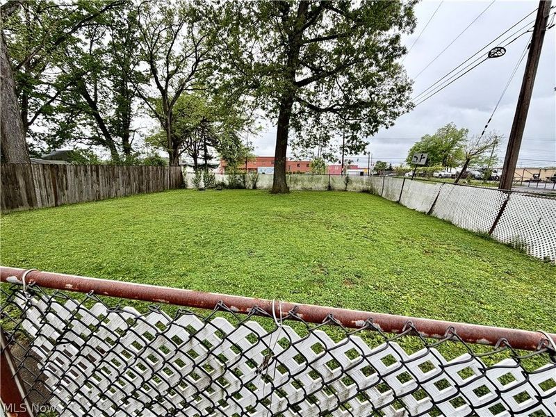 180 Winchester Avenue, Youngstown, OH 44509 Photo 6