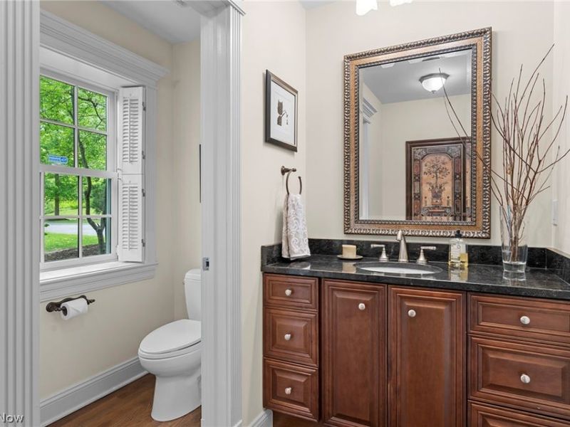 32899 Pinetree Road , Pepper Pike, OH 44124 Photo 38