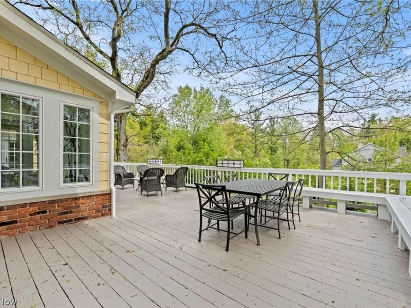 32899 Pinetree Road , Pepper Pike, OH 44124 Photo 40