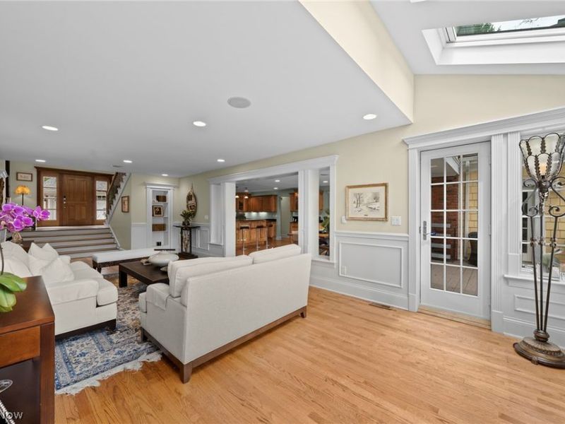 32899 Pinetree Road , Pepper Pike, OH 44124 Photo 6