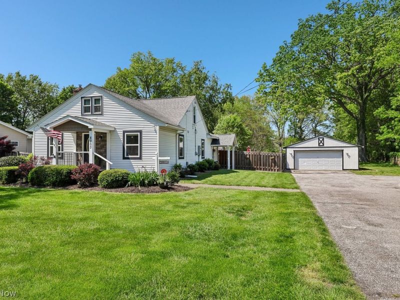 8203 Plains Road, Mentor, OH 44060 Photo 1