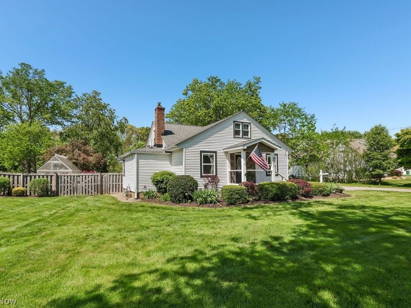 8203 Plains Road, Mentor, OH 44060 Photo 3