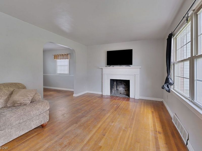 6721 Paxton Road, Youngstown, OH 44512 Photo 4