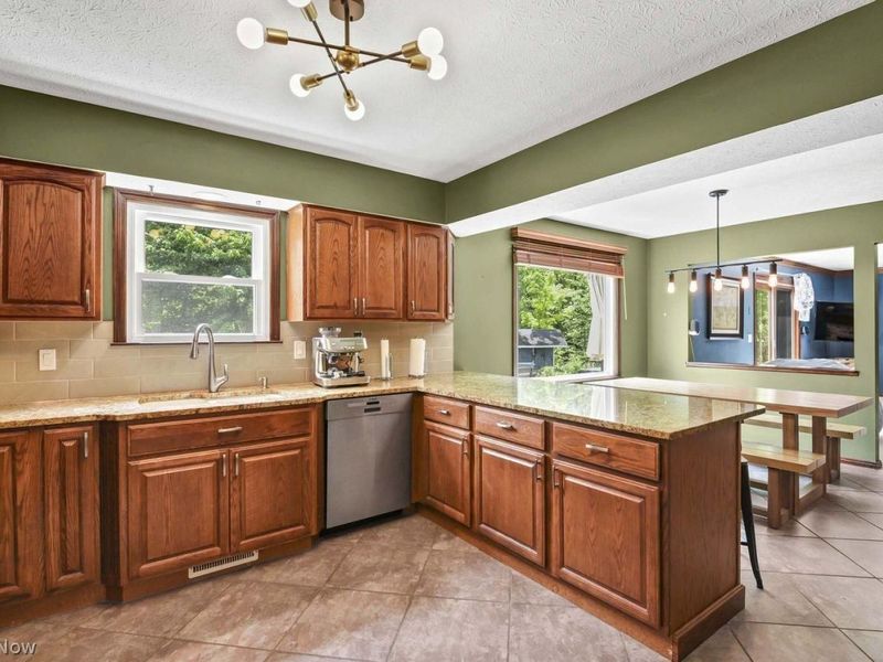 13291 Compass Point Drive , Strongsville, OH 44136 Photo 15