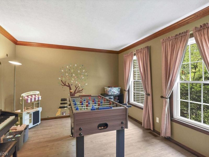 13291 Compass Point Drive , Strongsville, OH 44136 Photo 7