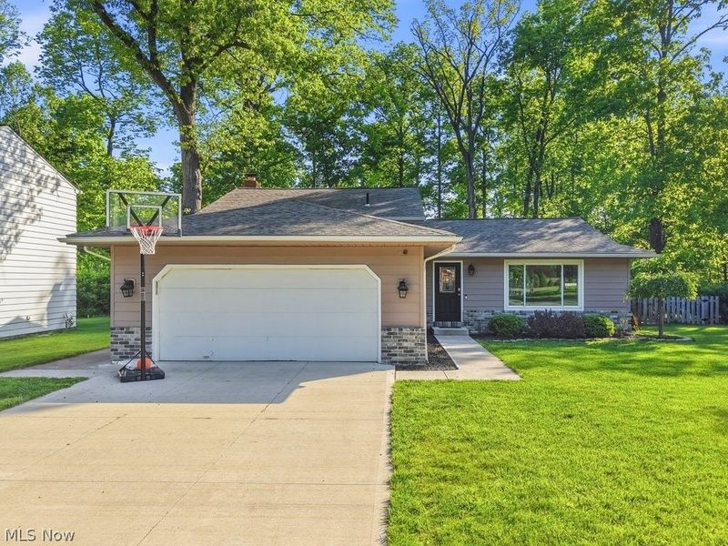 16878 Lanier Avenue , Strongsville, OH 44136 Photo 1