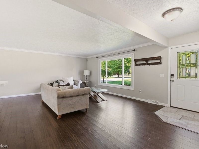 16878 Lanier Avenue , Strongsville, OH 44136 Photo 20