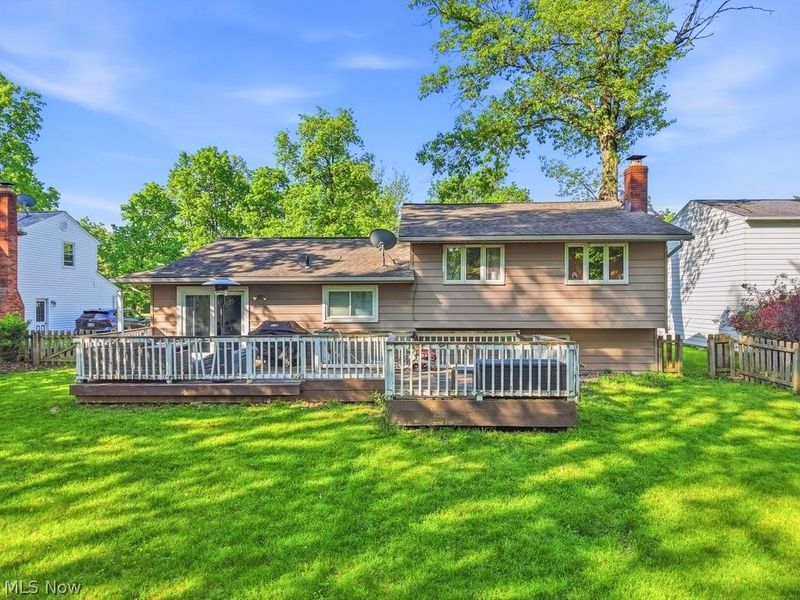 16878 Lanier Avenue , Strongsville, OH 44136 Photo 7