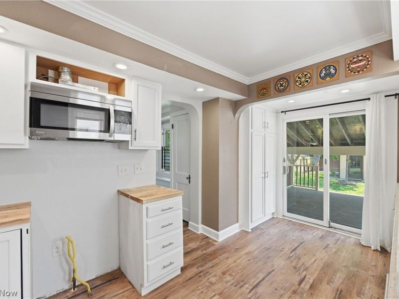 3755 Highland Road , Cleveland, OH 44111 Photo 15