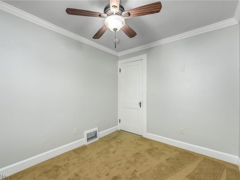 3755 Highland Road , Cleveland, OH 44111 Photo 28