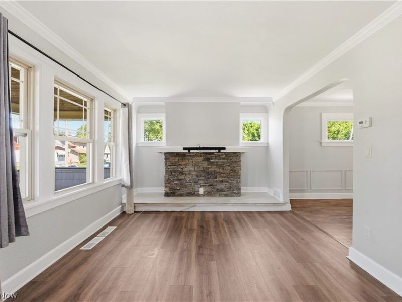 3755 Highland Road , Cleveland, OH 44111 Photo 6