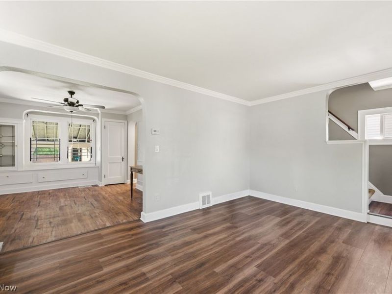 3755 Highland Road , Cleveland, OH 44111 Photo 9
