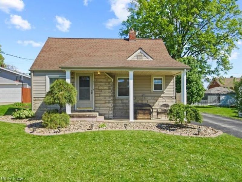 63 helena , Struthers, OH 44471 Photo 1