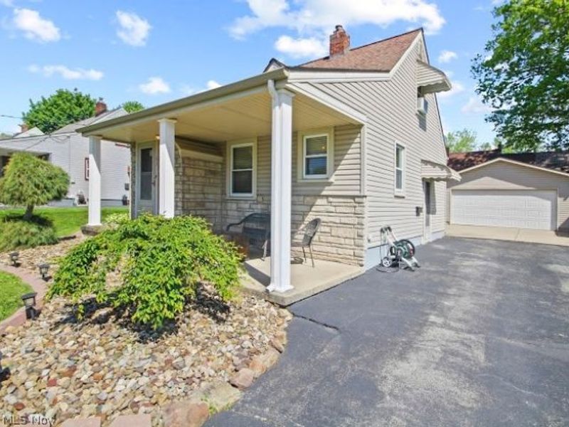 63 helena , Struthers, OH 44471 Photo 16