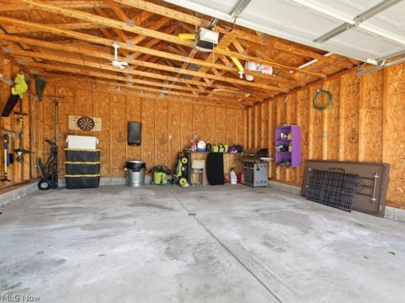 63 helena , Struthers, OH 44471 Photo 18