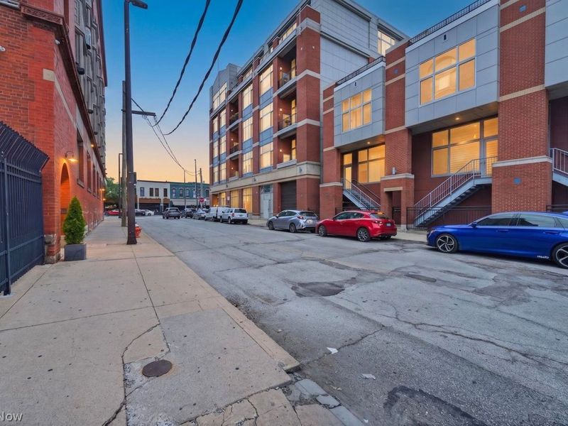 1951 W 26th Street, Unit T2, Cleveland, OH 44113 Photo 2