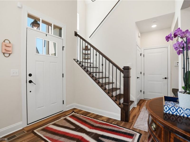 39549 Tudor Drive , Kirtland, OH 44094 Photo 2