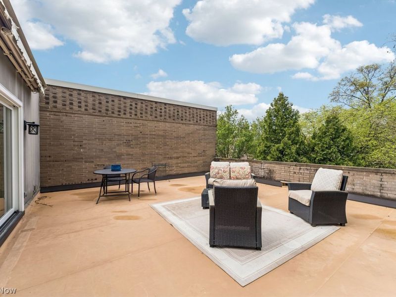 , Unit 317, Cleveland Heights, OH 44121 Photo 12