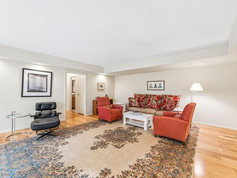 , Unit 317, Cleveland Heights, OH 44121 Photo 14