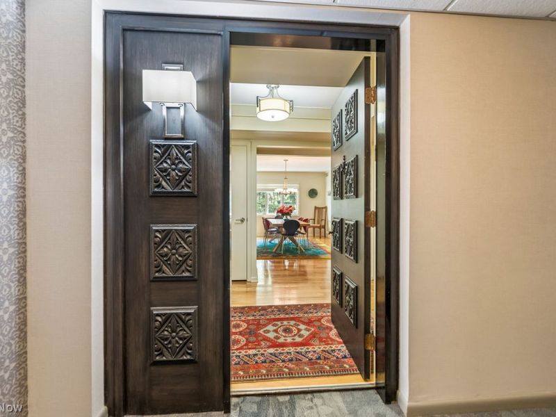 , Unit 317, Cleveland Heights, OH 44121 Photo 2