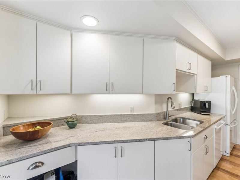 , Unit 317, Cleveland Heights, OH 44121 Photo 20