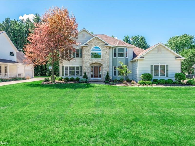 7755 Sunstone Drive , Brecksville, OH 44141 Photo 1