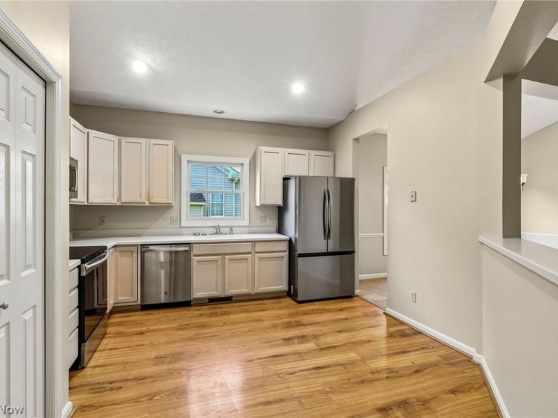 4258 Reserve Way , Avon, OH 44011 Photo 13