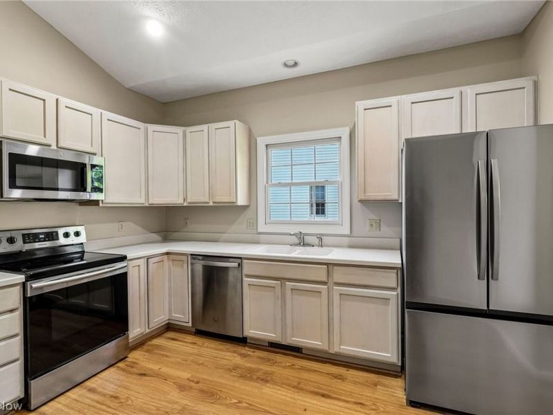 4258 Reserve Way , Avon, OH 44011 Photo 15