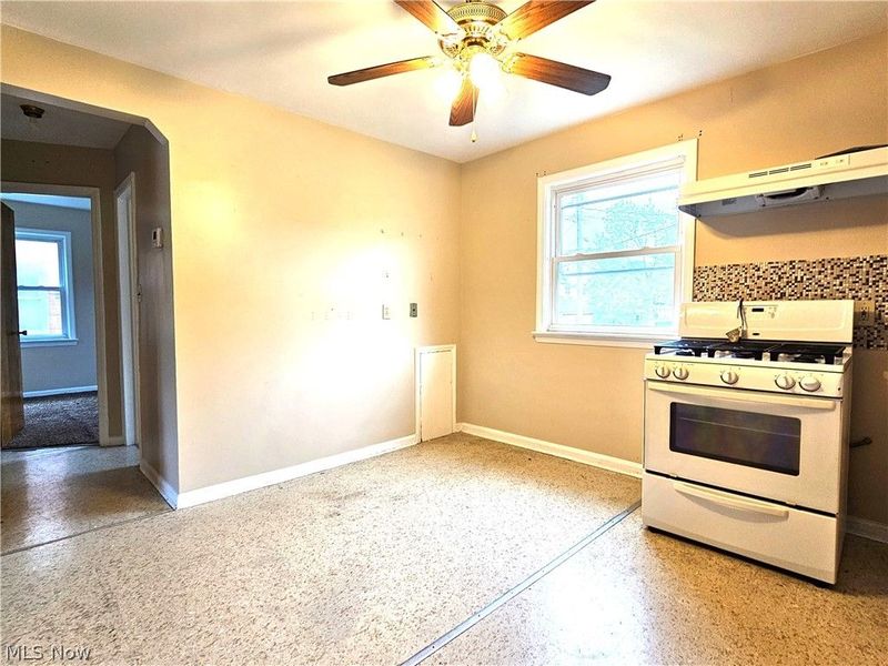 4032 Ridge Road , Unit 3, Brooklyn, OH 44144 Photo 3