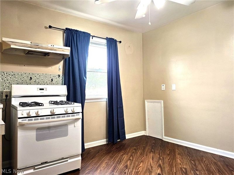 4032 Ridge Road , Unit 6, Brooklyn, OH 44144 Photo 5