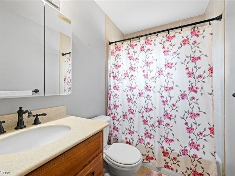 311 Parkway Drive, Eastlake, OH 44095 Photo 14