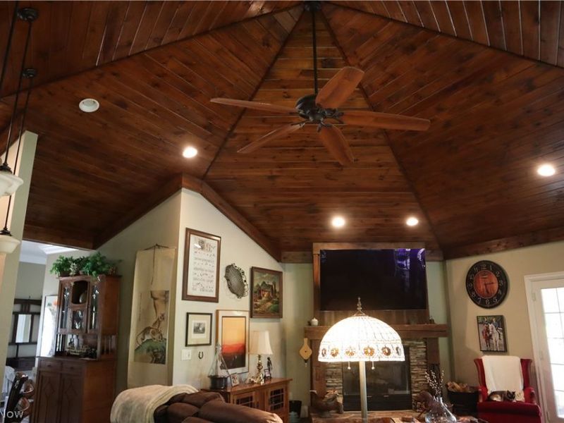 7509 Girdle Road, West Farmington, OH 44491 Photo 17