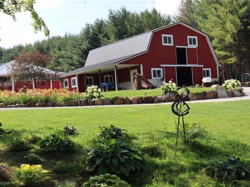 7509 Girdle Road, West Farmington, OH 44491 Photo 2
