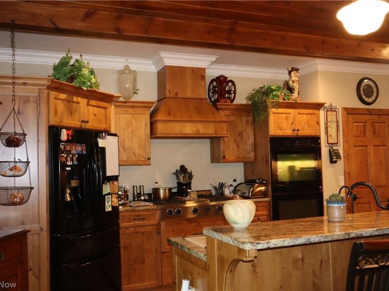 7509 Girdle Road, West Farmington, OH 44491 Photo 21