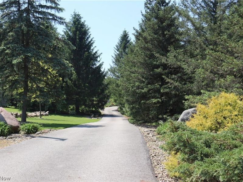 7509 Girdle Road, West Farmington, OH 44491 Photo 7