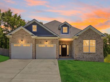 240 Harbor Village Drive, Georgetown, KY 40324