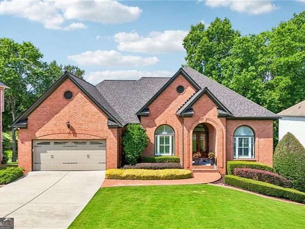 6610 Bridlewood Way, Suwanee, GA 30024