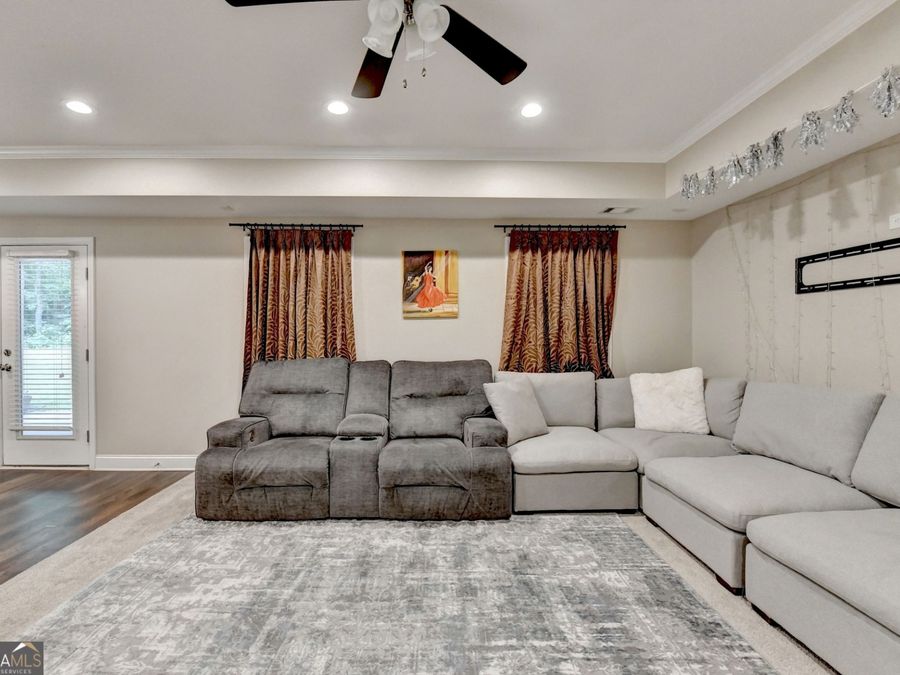 Property Image 61