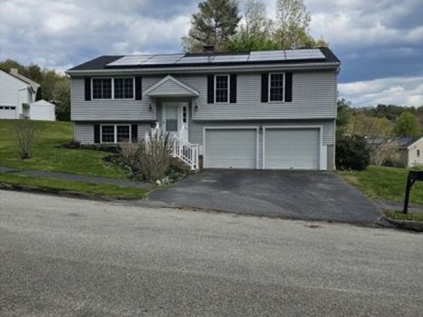 14 Pinewood Lane, Worcester, MA 01609