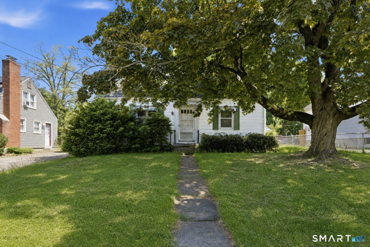 123 Benton, Manchester, CT 06040 Main Photo
