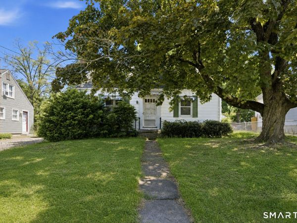 123 Benton, Manchester, CT 06040