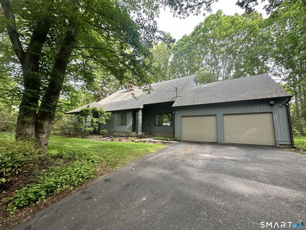 110 Wedgewood, Easton, CT 06612